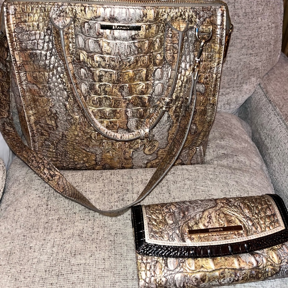 Brahmin Melbourne Gold bag with matching wallet.